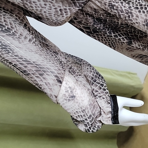 Nine West Long Sleeve Snake Print Elastic Waist Midi Dress Size 14 - Picture 4 of 14